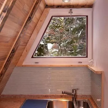 Nur-dach-ferienhaus Fuer Vier Personen By Interhome *